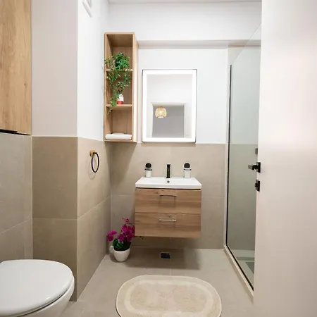 Apartman Velvet Breeze In Odyssey Pools And Parking